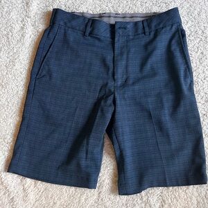Walter Hagen Golf Shorts Blue Plaid Comfort Waist No Wrinkle 32 EUC Inseam 10"